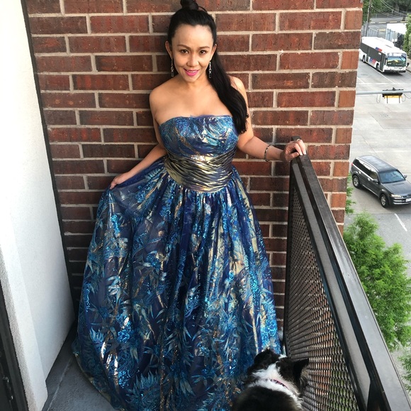 Preloved prom gown blue and gold medium - Picture 1 of 5